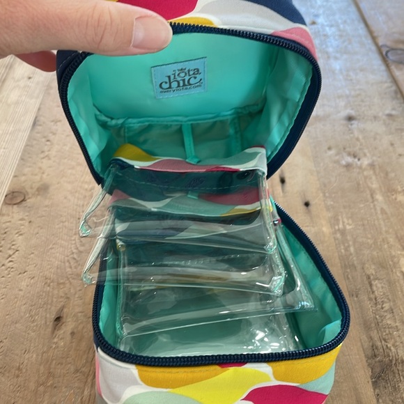 Jewelry Case - Picture 6 of 7